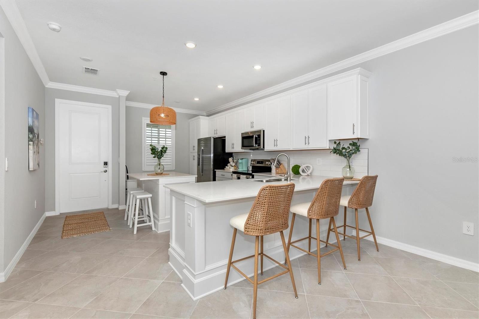 WELLEN PARK GOLF & COUNTRY CLUB - Residential Lease