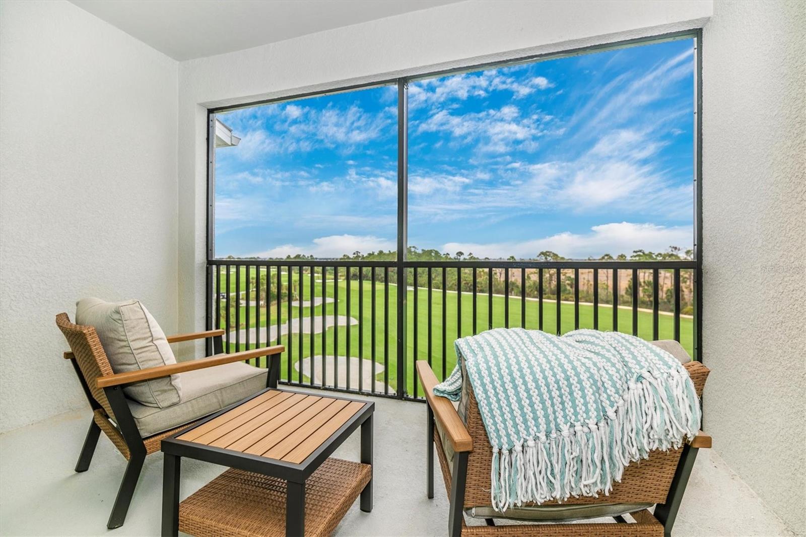 WELLEN PARK GOLF & COUNTRY CLUB - Residential Lease