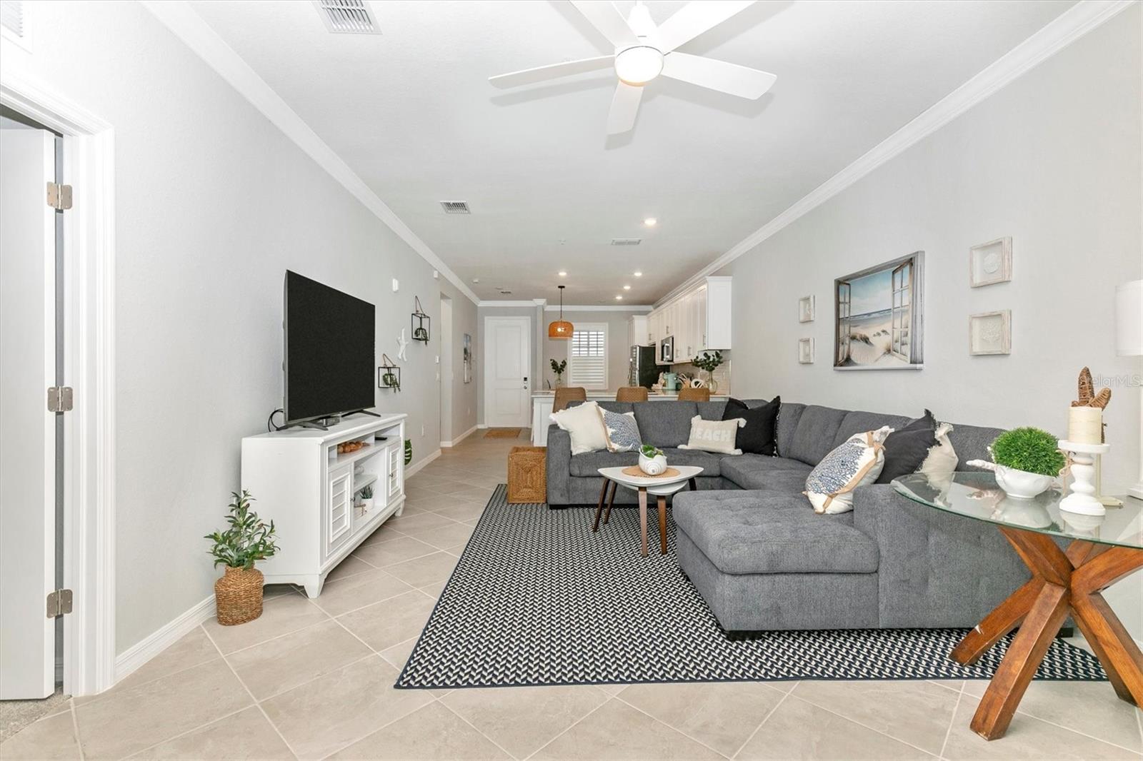 WELLEN PARK GOLF & COUNTRY CLUB - Residential Lease