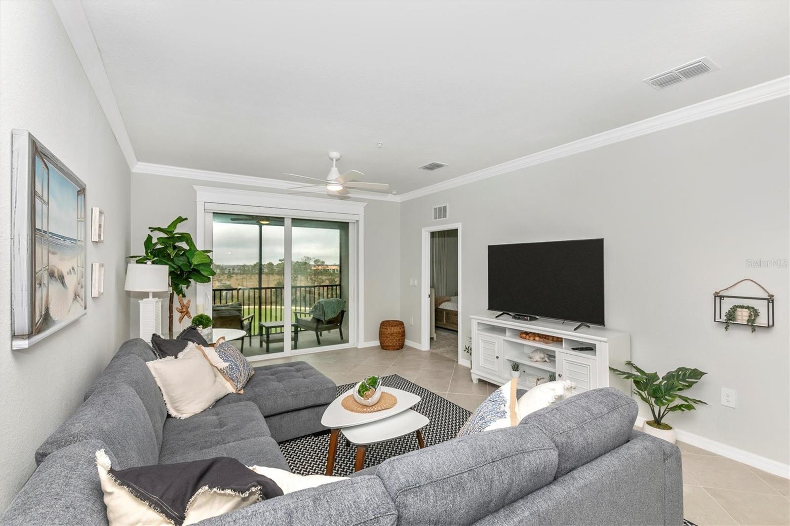 WELLEN PARK GOLF & COUNTRY CLUB - Residential Lease