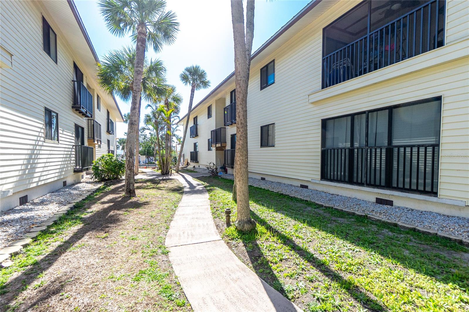 SUNBURST PH 03 - Residential