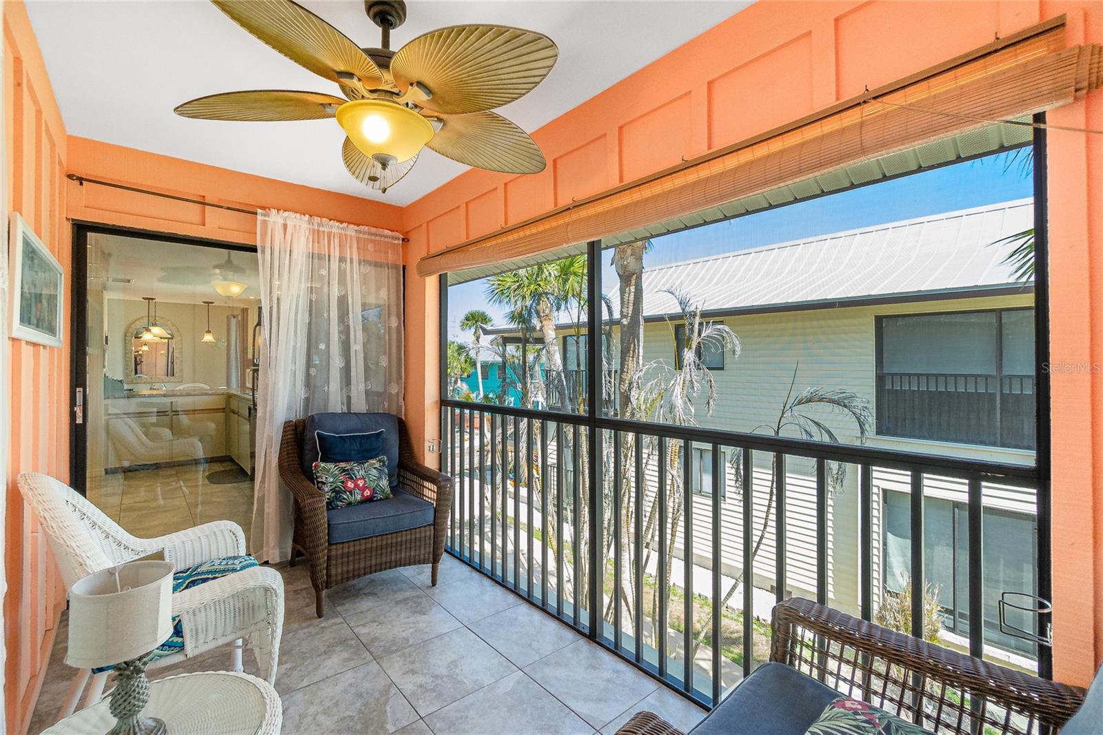 SUNBURST PH 03 - Residential