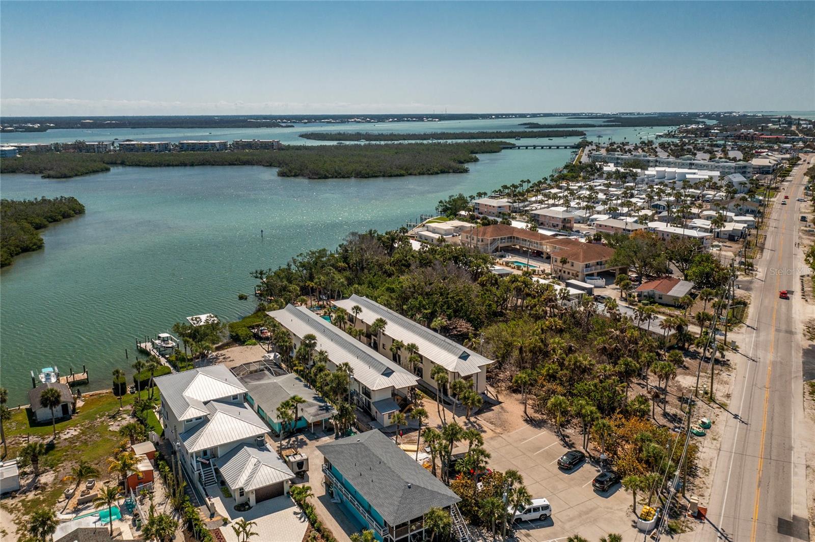 SUNBURST PH 03 - Residential