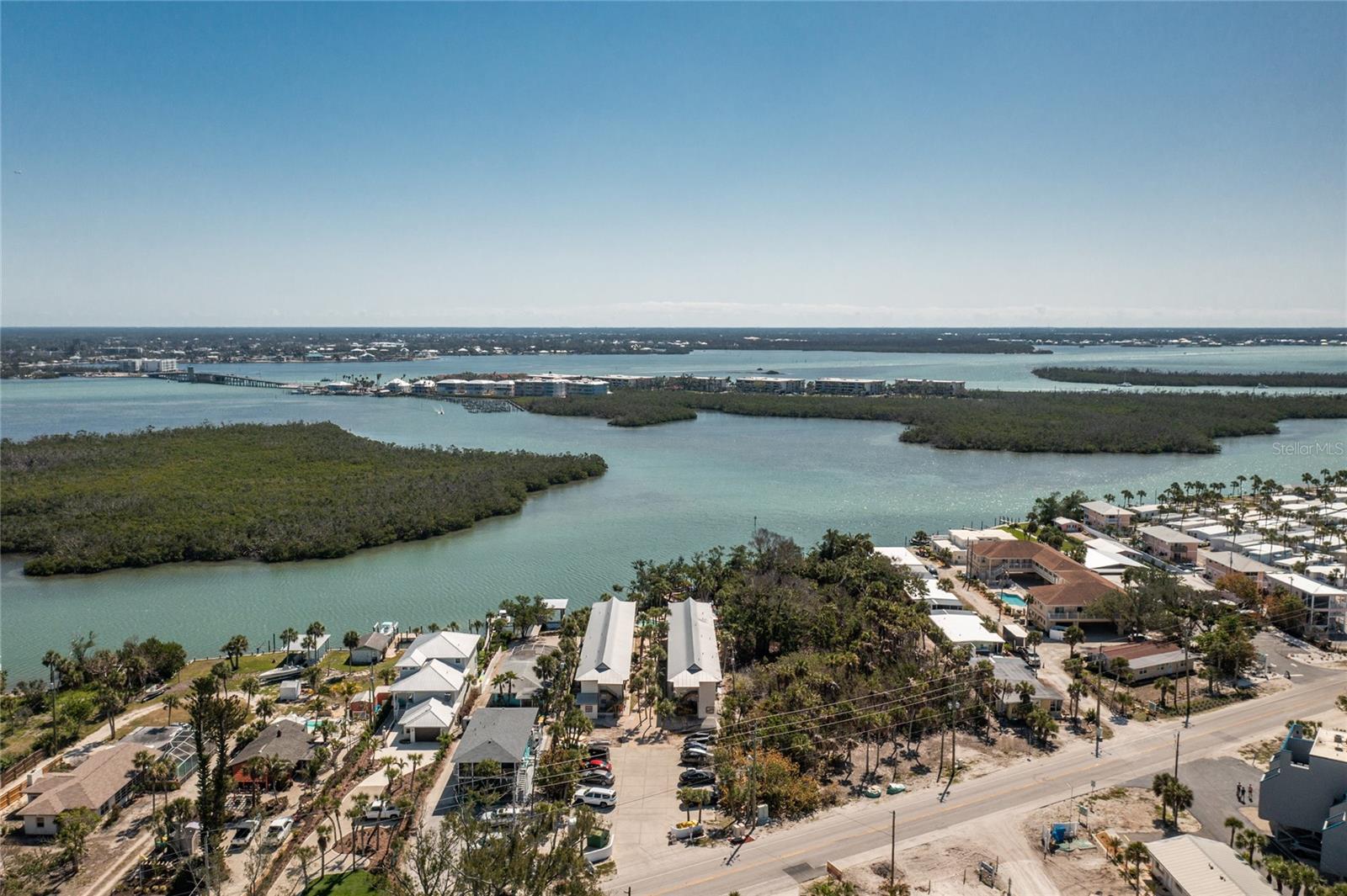 SUNBURST PH 03 - Residential