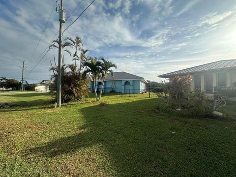 A home in PUNTA GORDA