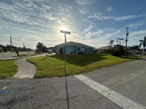 A home in PUNTA GORDA