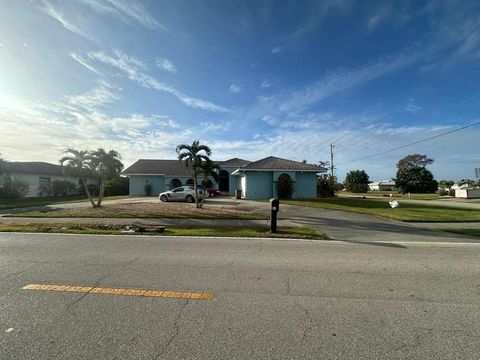 A home in PUNTA GORDA