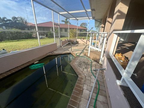 A home in PUNTA GORDA