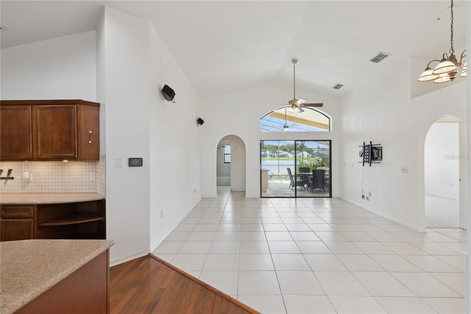 509 HARDWOOD CIRCLE