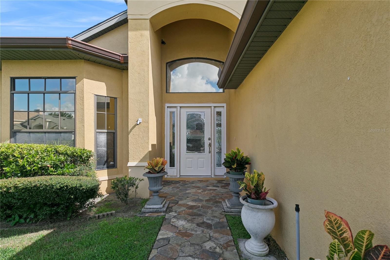 509 HARDWOOD CIRCLE