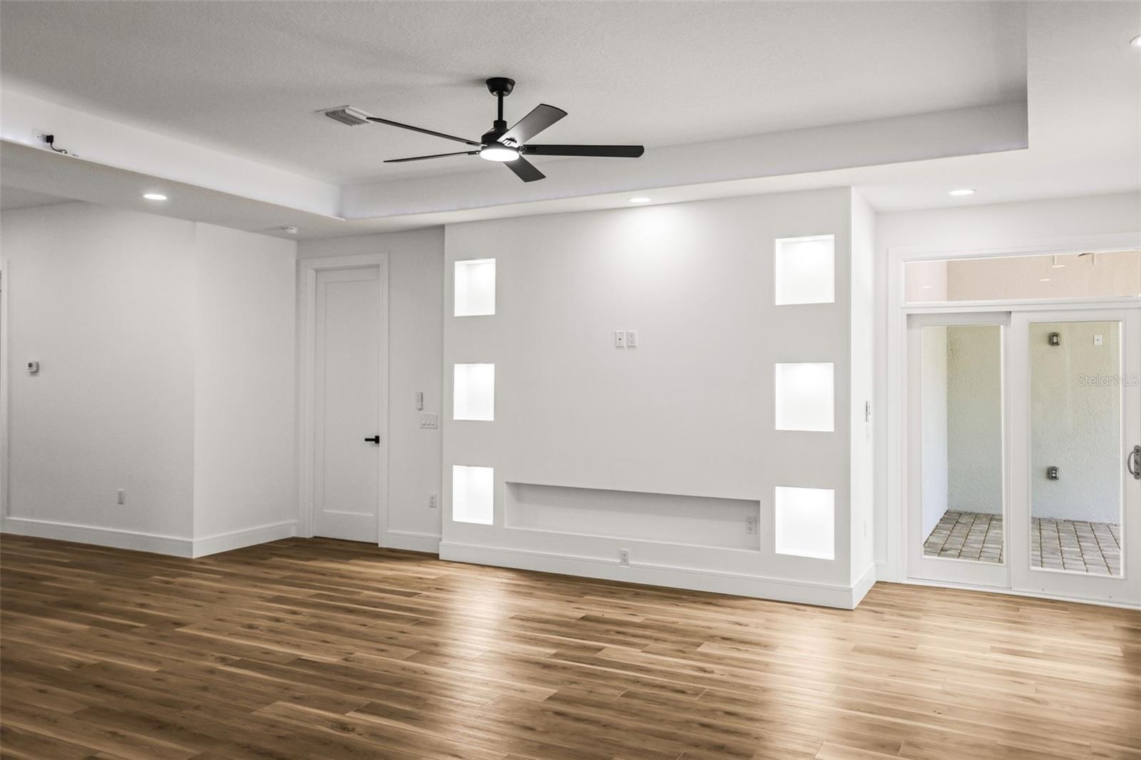 NEW ATHENS CITY - Residential