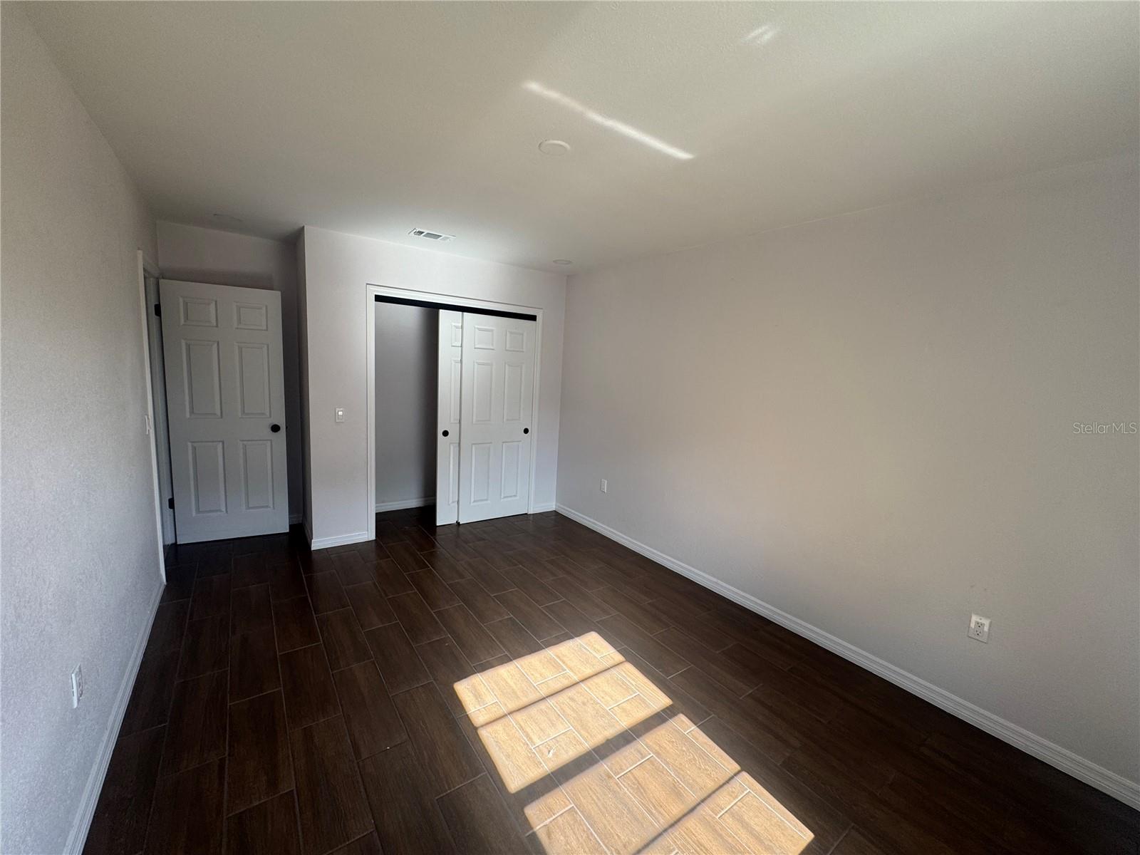 701 S OAKWOOD AVENUE