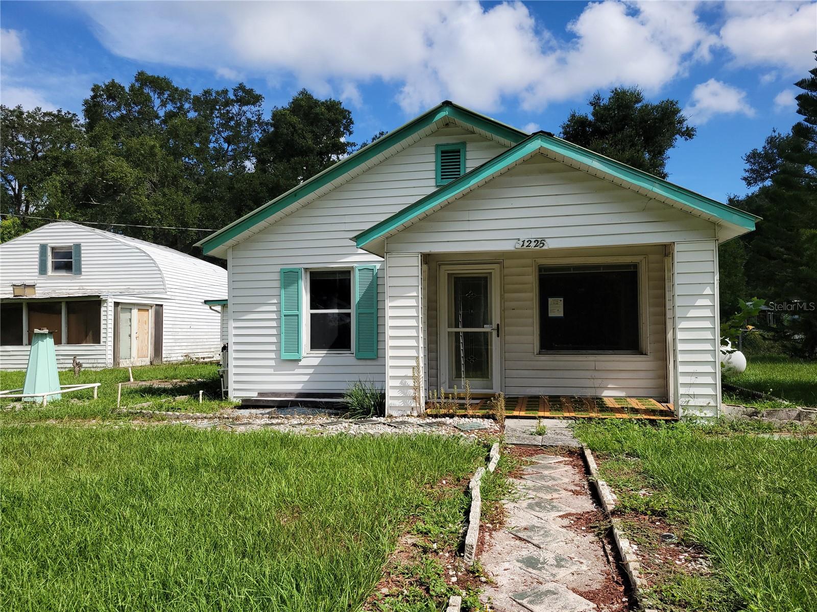 HUD Case#094-525688 — “IE” (Insurable with Escrow) | Sold As-Is BUYER AND BUYERS AGENT TO VERIFY ALL INFORMATION PROVIDED IN THIS LISTING.
Charming 2-bedroom, 1-bath home on a desirable corner lot! This darling property offers plenty of potential with additional storage space and a layout ready for your personal touch. Conveniently located near major roads, it provides easy access to shopping, dining, and commuting. With its cozy feel and inviting character, this home is just waiting for the right homeowner to make it their own. Don’t miss this opportunity to unlock the possibilities!