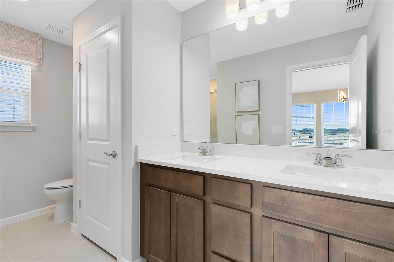 SILVERLEAF OAKS - Residential