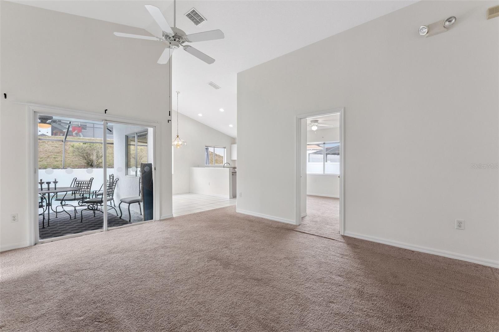 HILLCREST HOMES LAKE DAVENPORT PH 02 - Residential