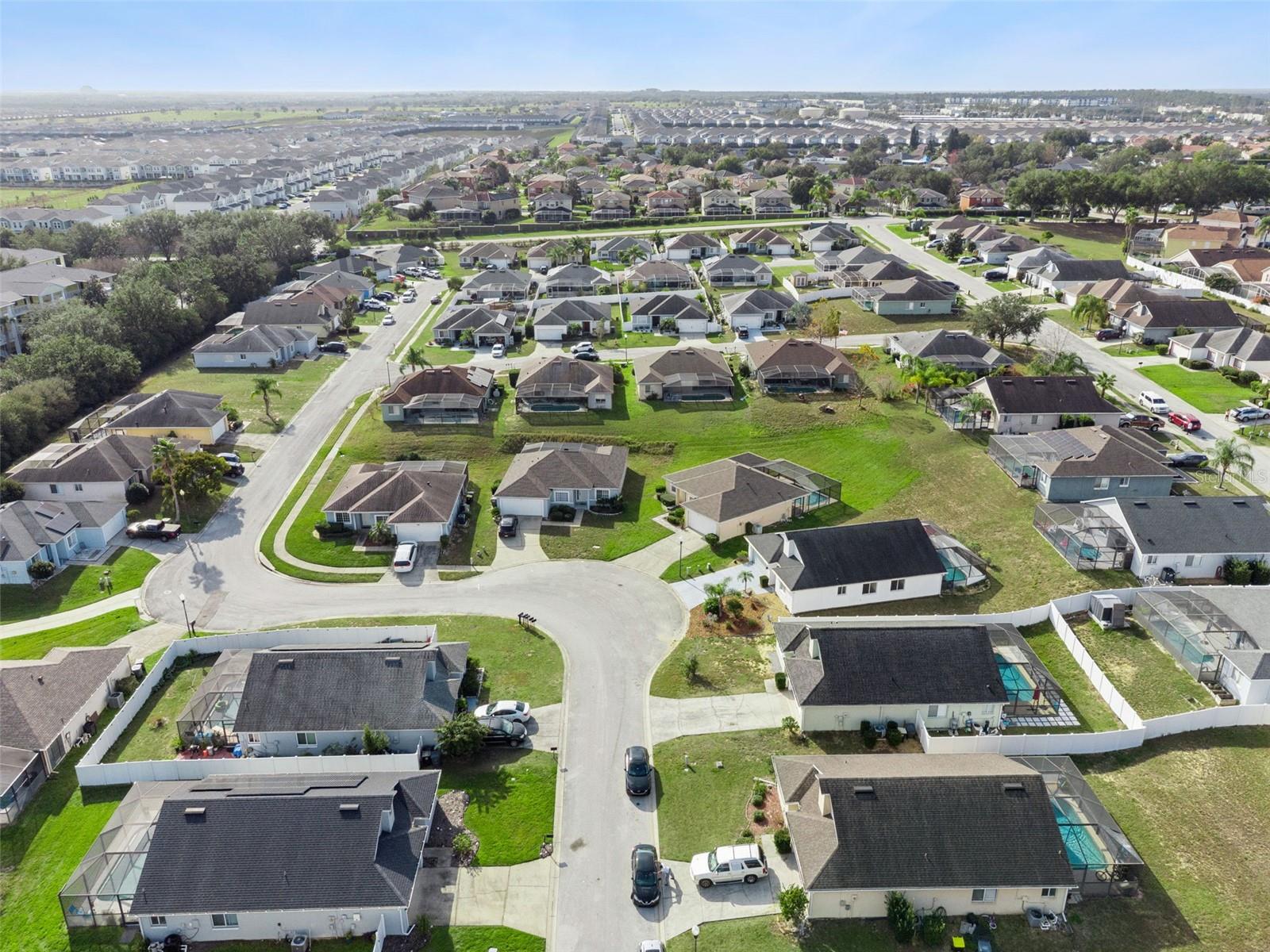 HILLCREST HOMES LAKE DAVENPORT PH 02 - Residential