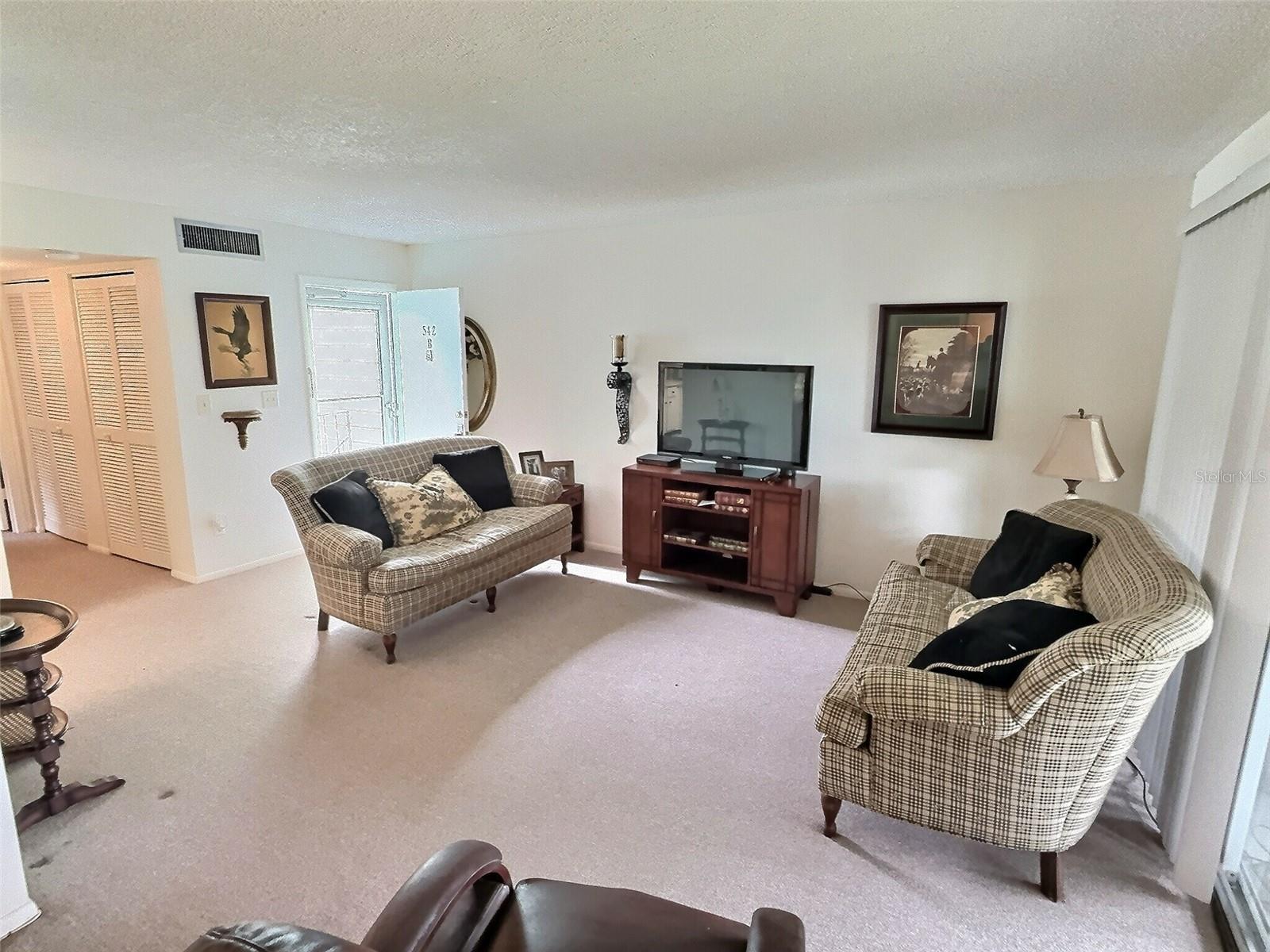 LIVE OAK VILLAGE CONDO - Residential