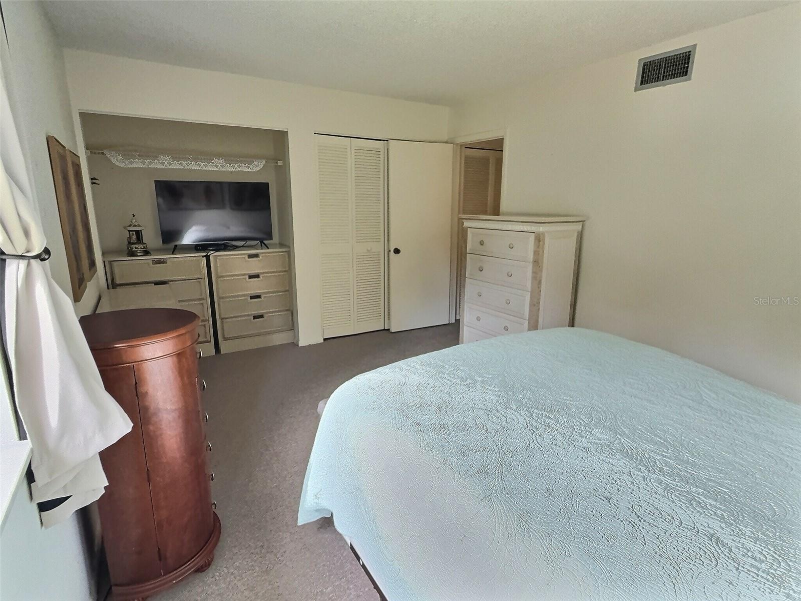 LIVE OAK VILLAGE CONDO - Residential