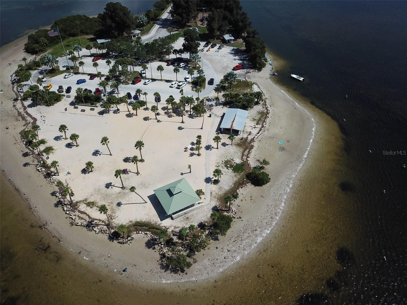 FARRELL PARK CONDO III - Residential