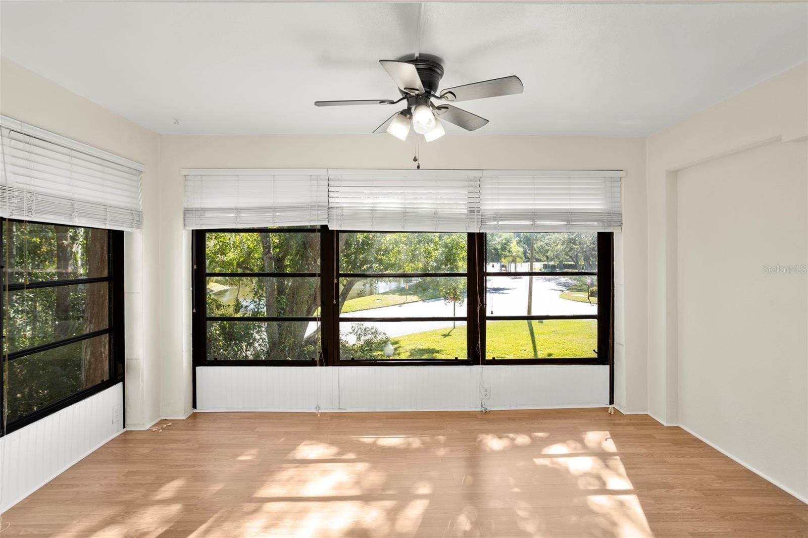 FARRELL PARK CONDO III - Residential