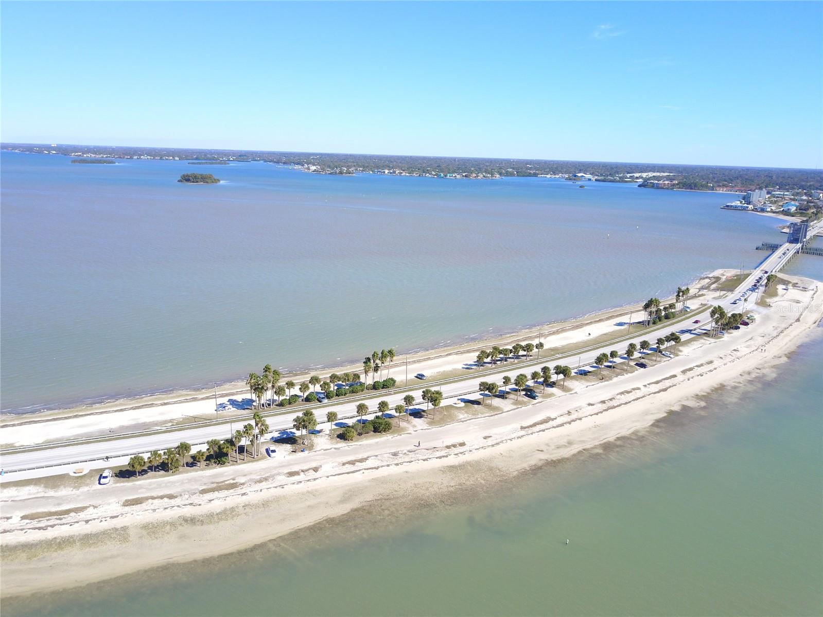 FARRELL PARK CONDO III - Residential