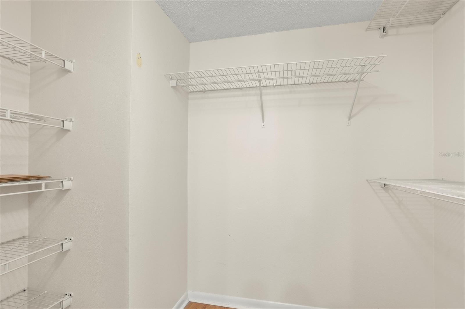 FARRELL PARK CONDO III - Residential