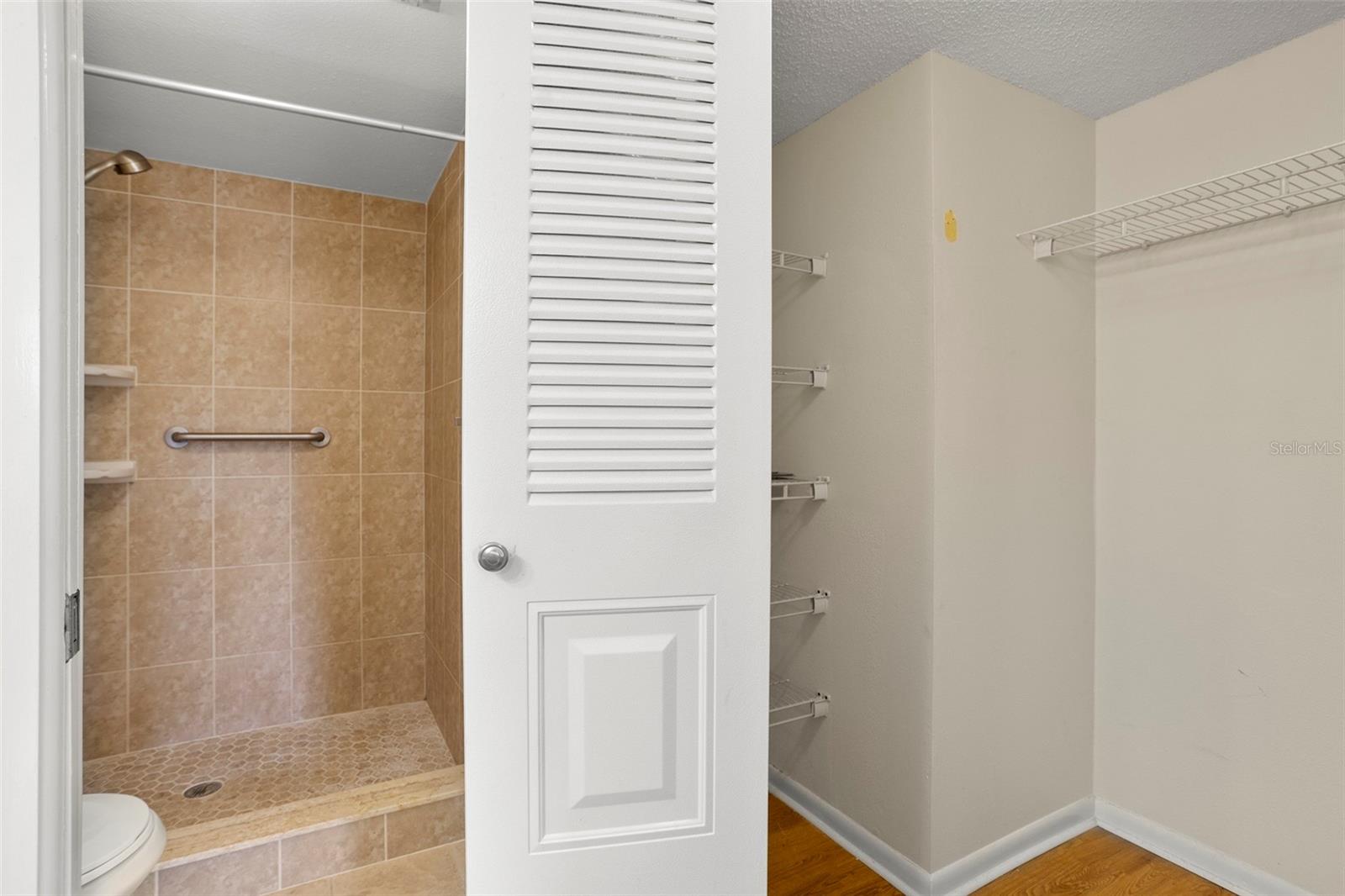 FARRELL PARK CONDO III - Residential