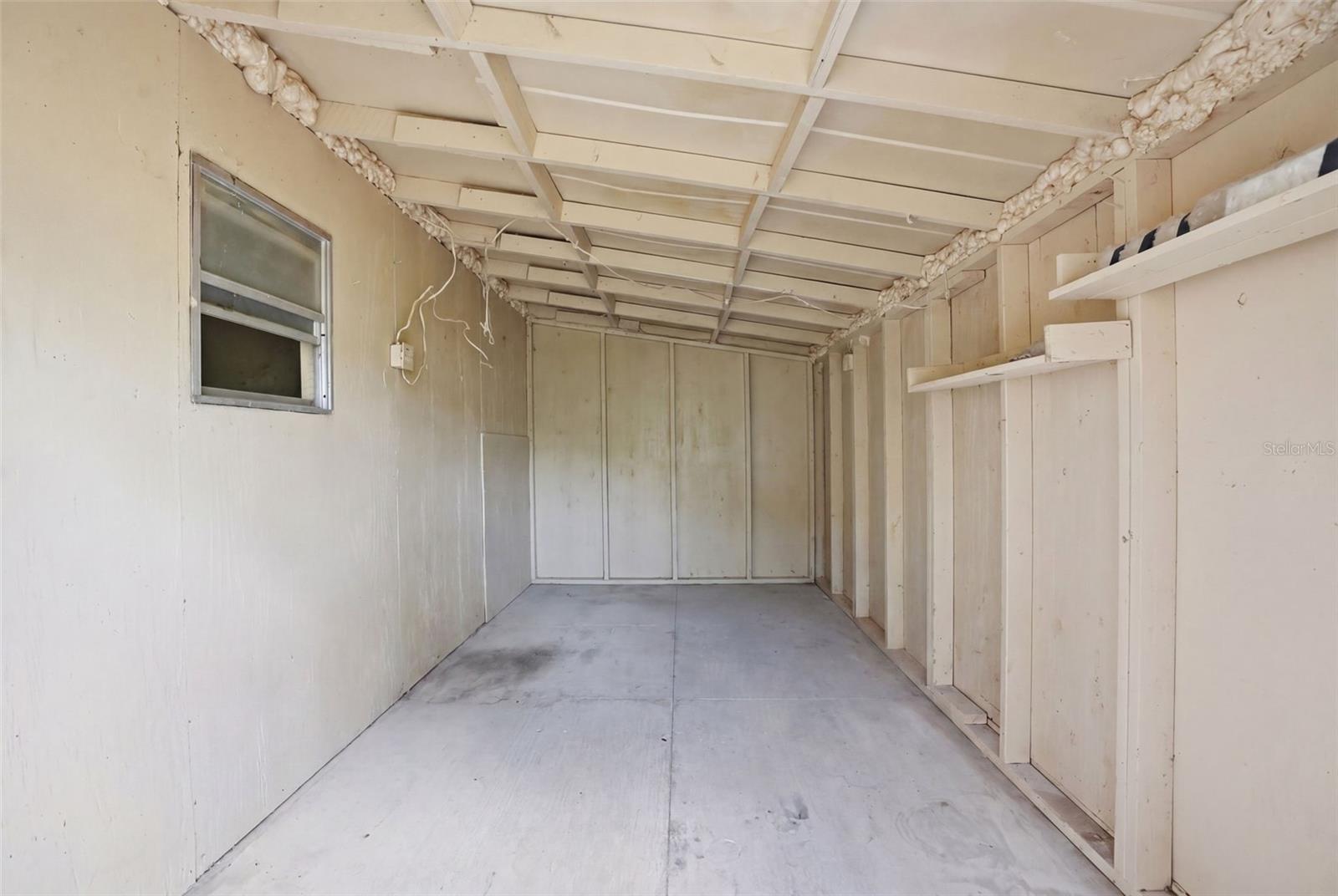 LEISURE RETREATS - Residential