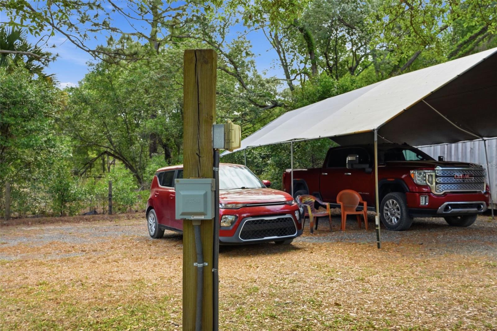 LEISURE RETREATS - Residential