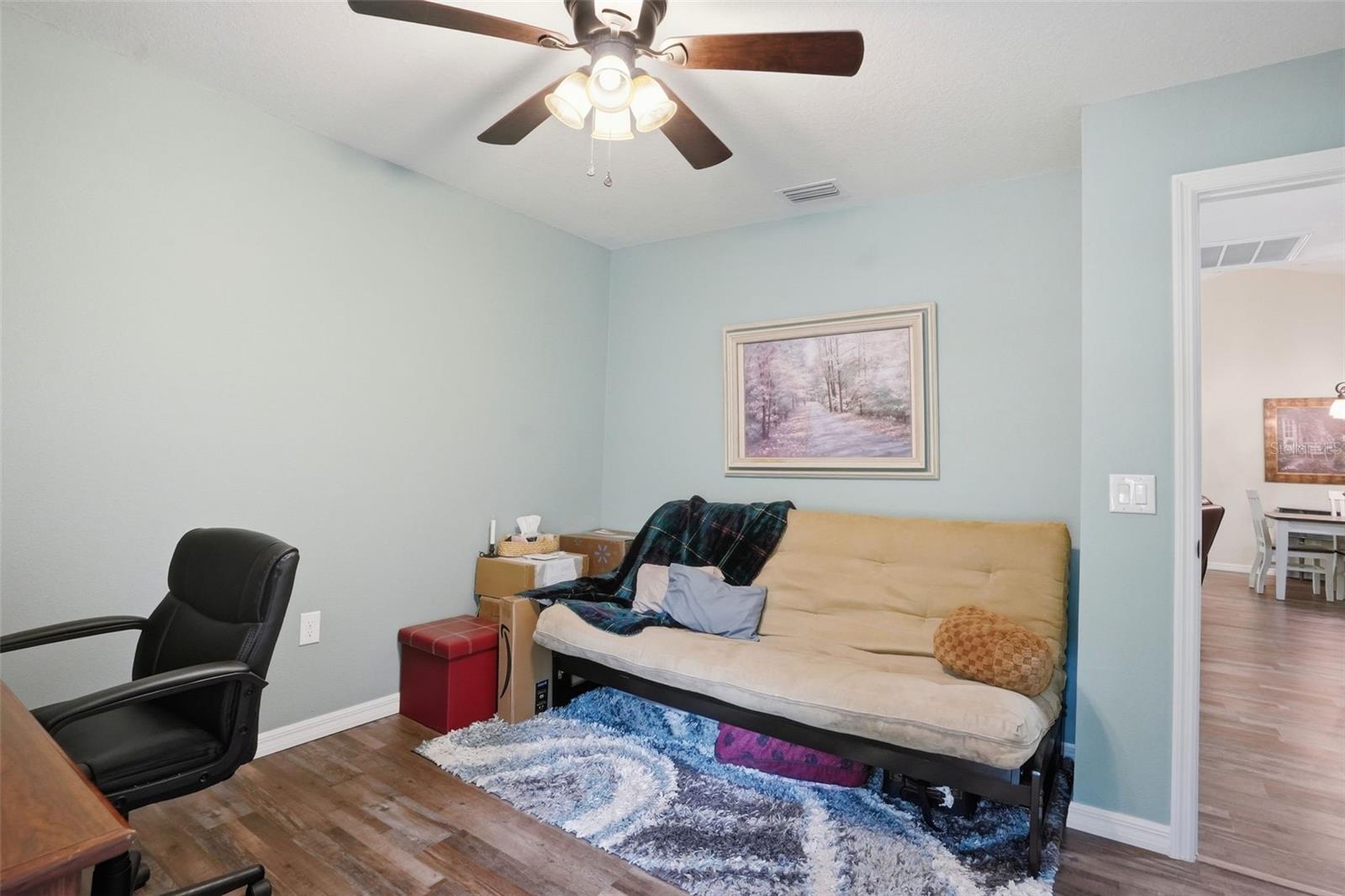 LEISURE RETREATS - Residential