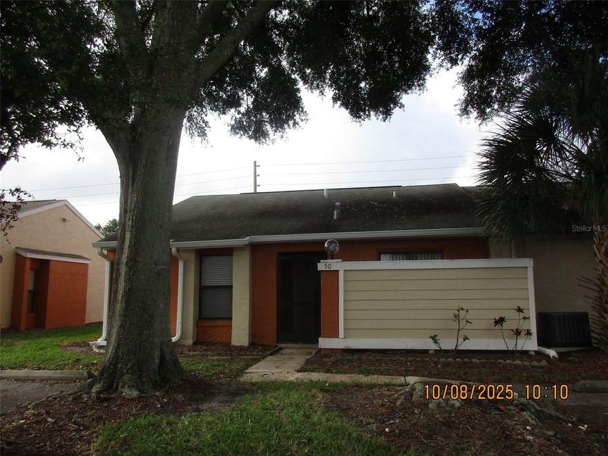 THIS END UNIT FEATURES 3 BEDROOMS, 2 BATHROOMS, FULL SIZE WASHER/DRYER, FRESHLY PAINTED AND BATHROOMS WERE RECENTY HAD SOME REMODELING, SCREEN ENCLOSED PATIO. IT WONT LAST LONG! SCHEDULE YOUR SHOWING TODAY!

ATTACHED TO THE LISTING IS THE APPLICATION AND REQUIREMENTS.

ALLOW UP TO 15 DAYS FOR HOA APPROVAL