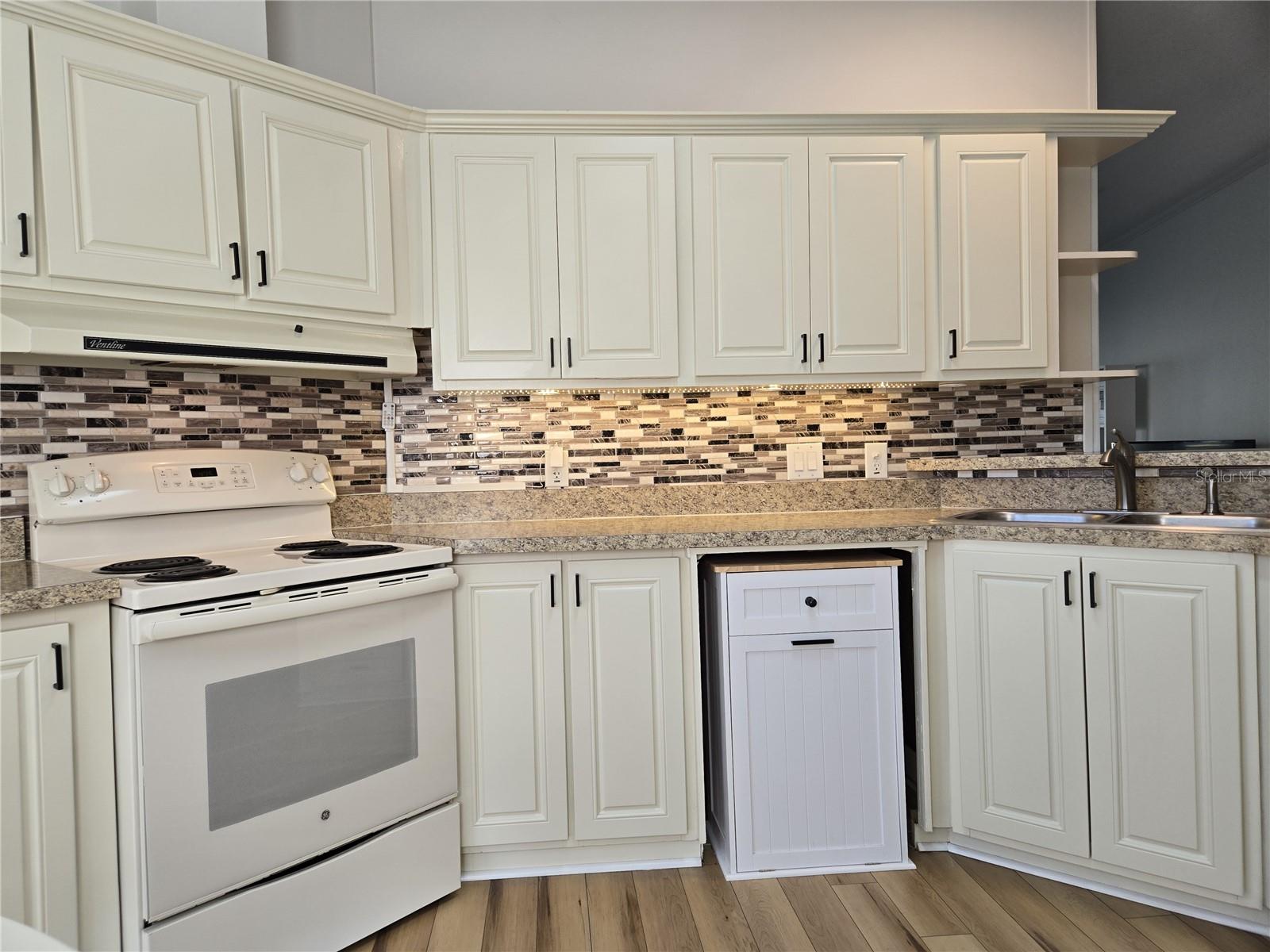 ZELLWOOD STATION COOP MH PARK - Residential