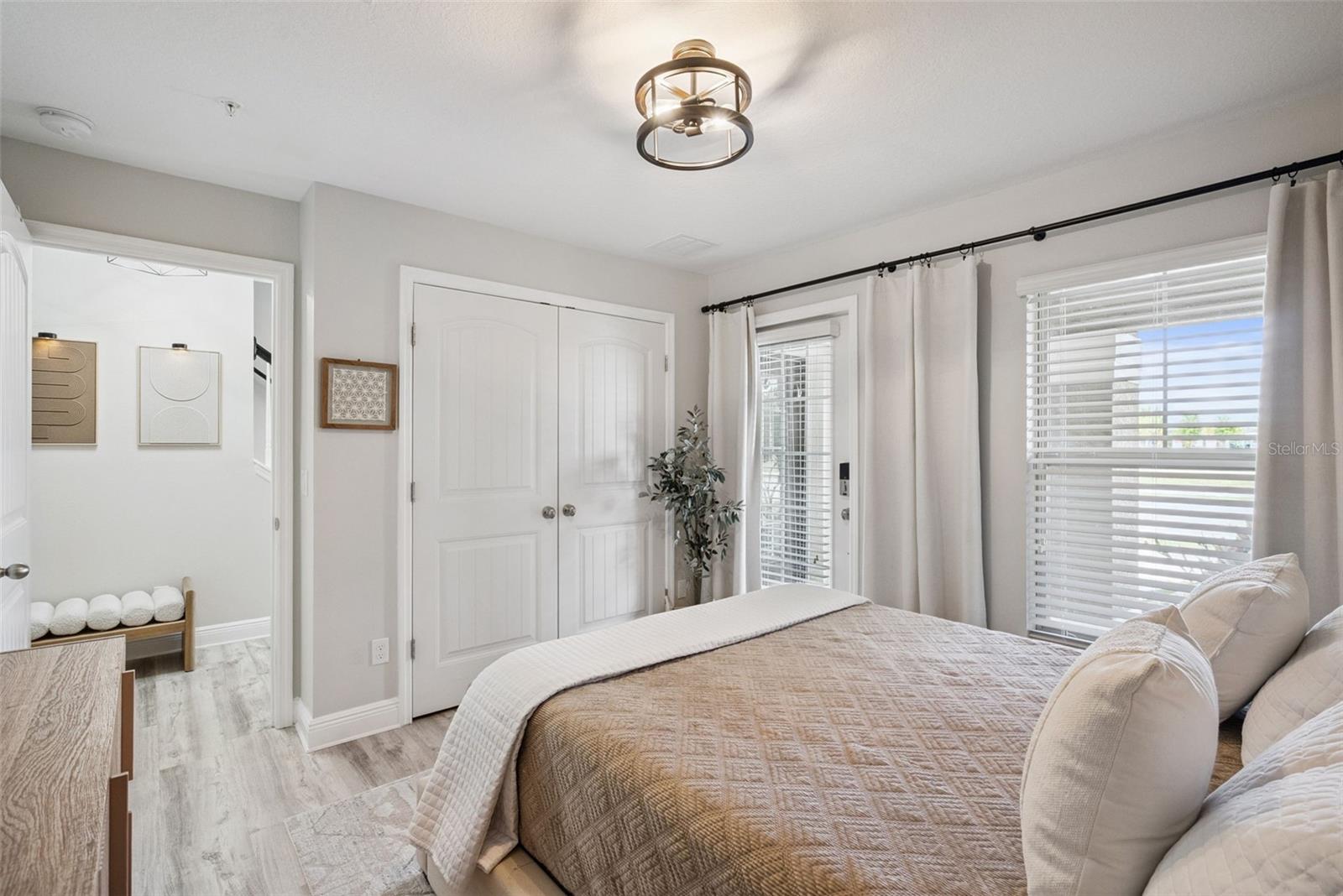 OVERLOOK AT EAST PARK - Residential