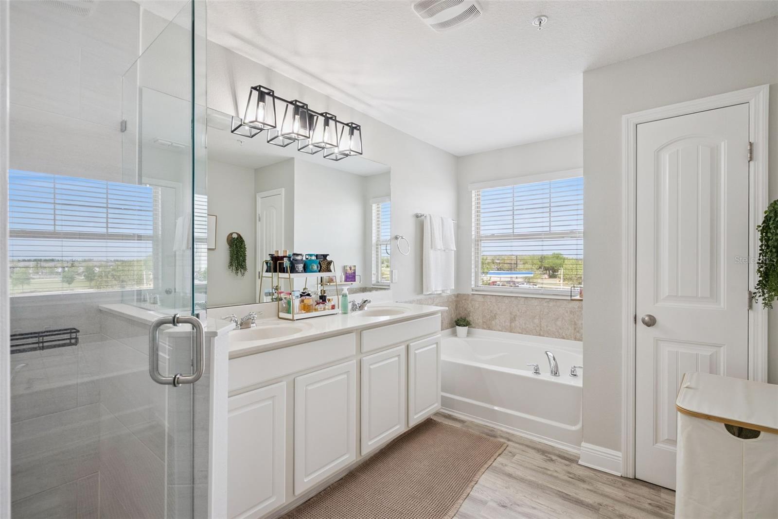 OVERLOOK AT EAST PARK - Residential