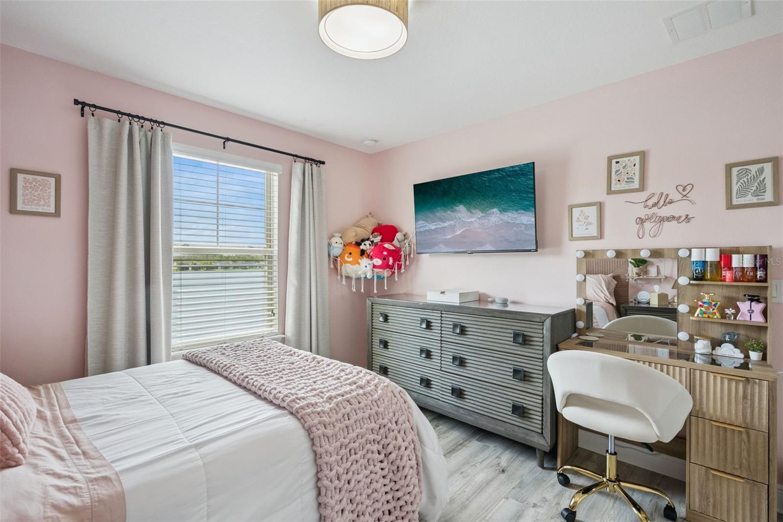 OVERLOOK AT EAST PARK - Residential