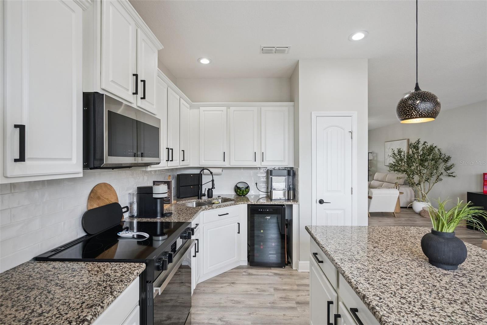 OVERLOOK AT EAST PARK - Residential