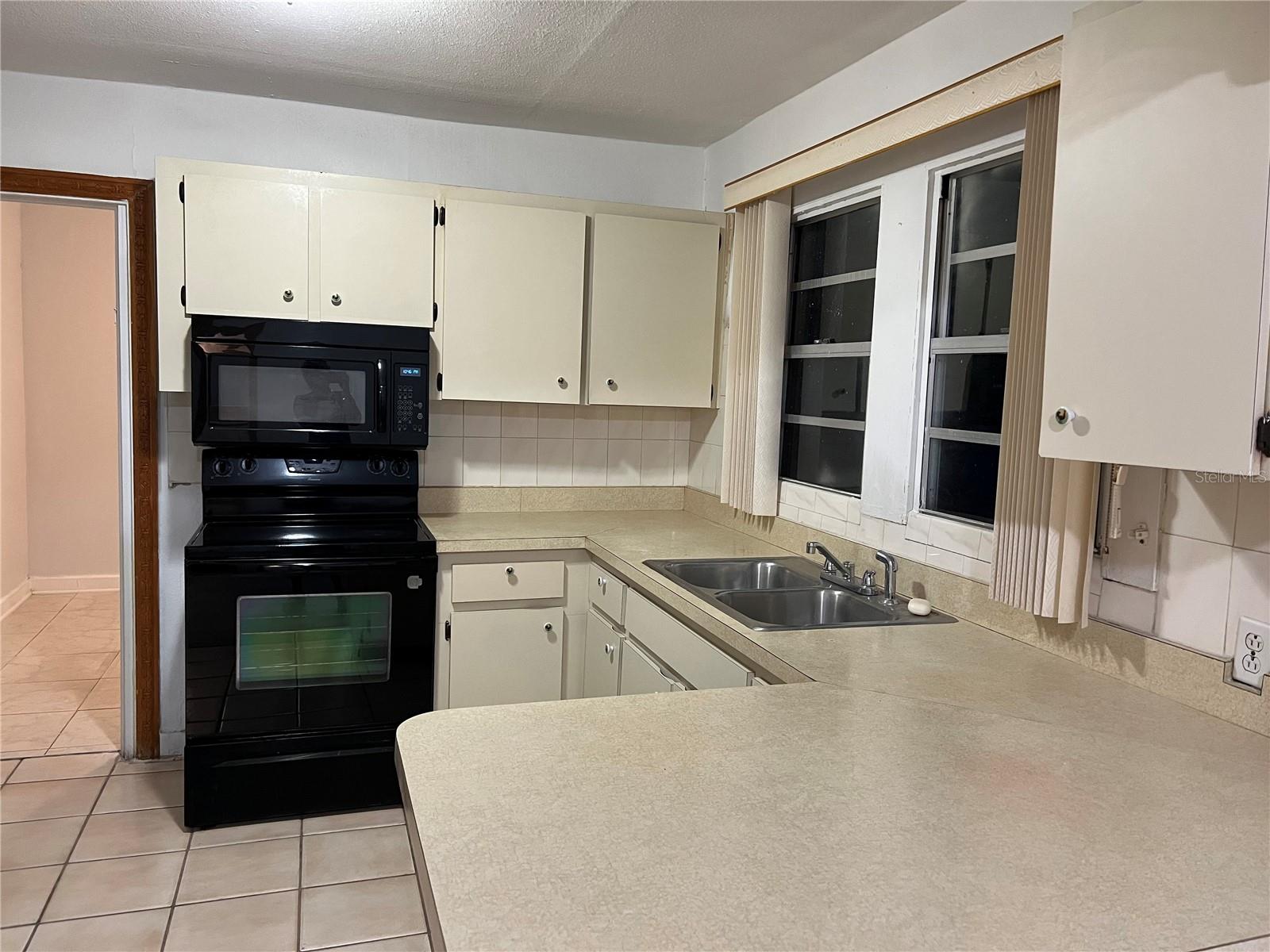 HAMNERS MARJORY B FIRST ADDITION TO RENMAH - Residential