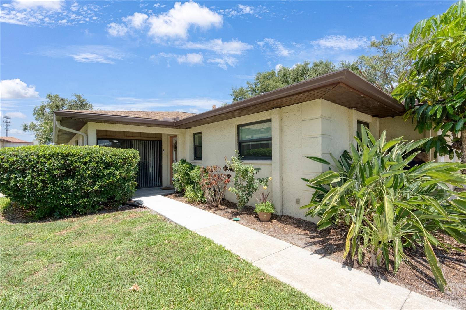 6108 PENNY LANE 0