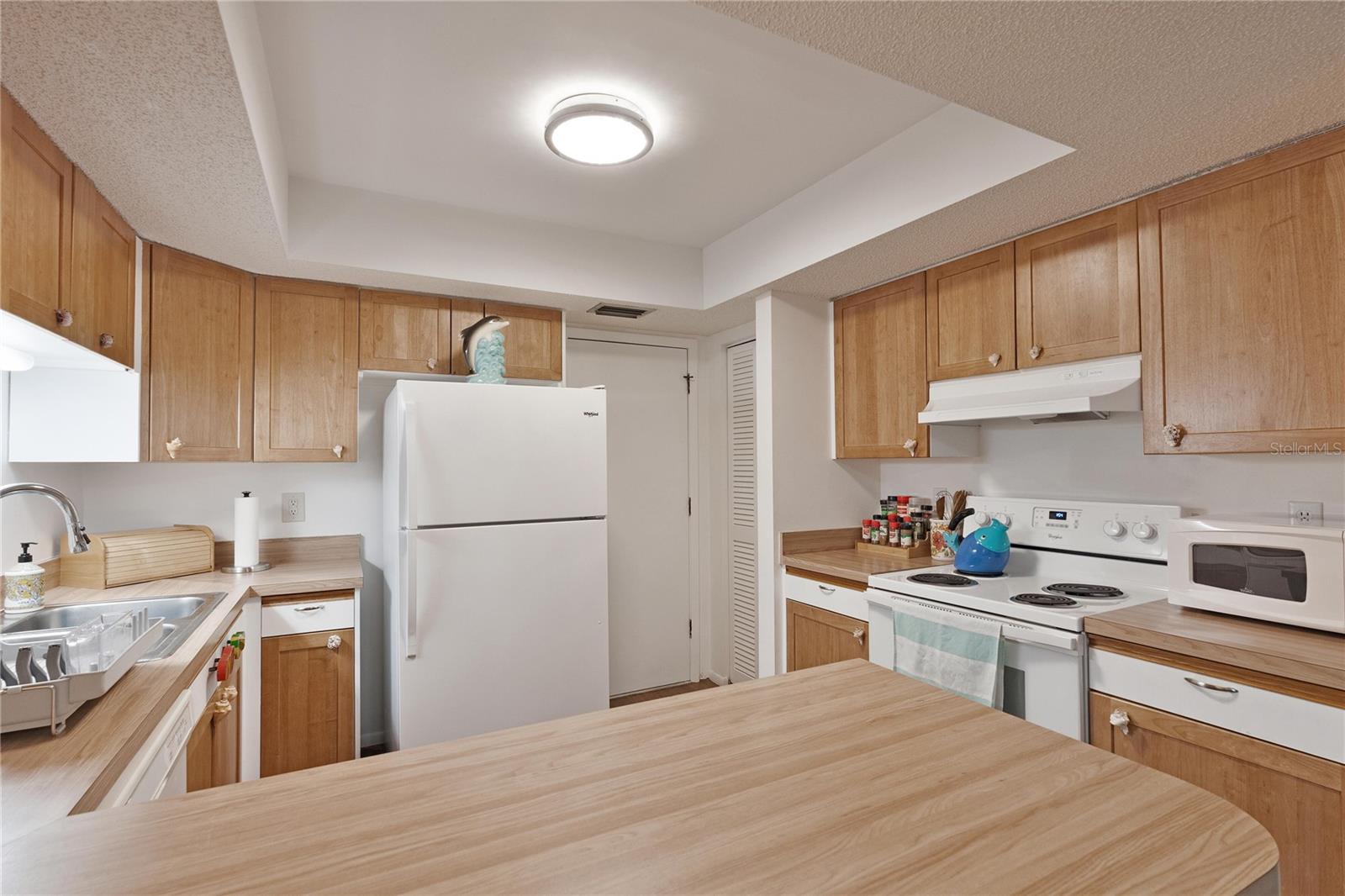 VIVIENDA AT BRADENTON II - Residential