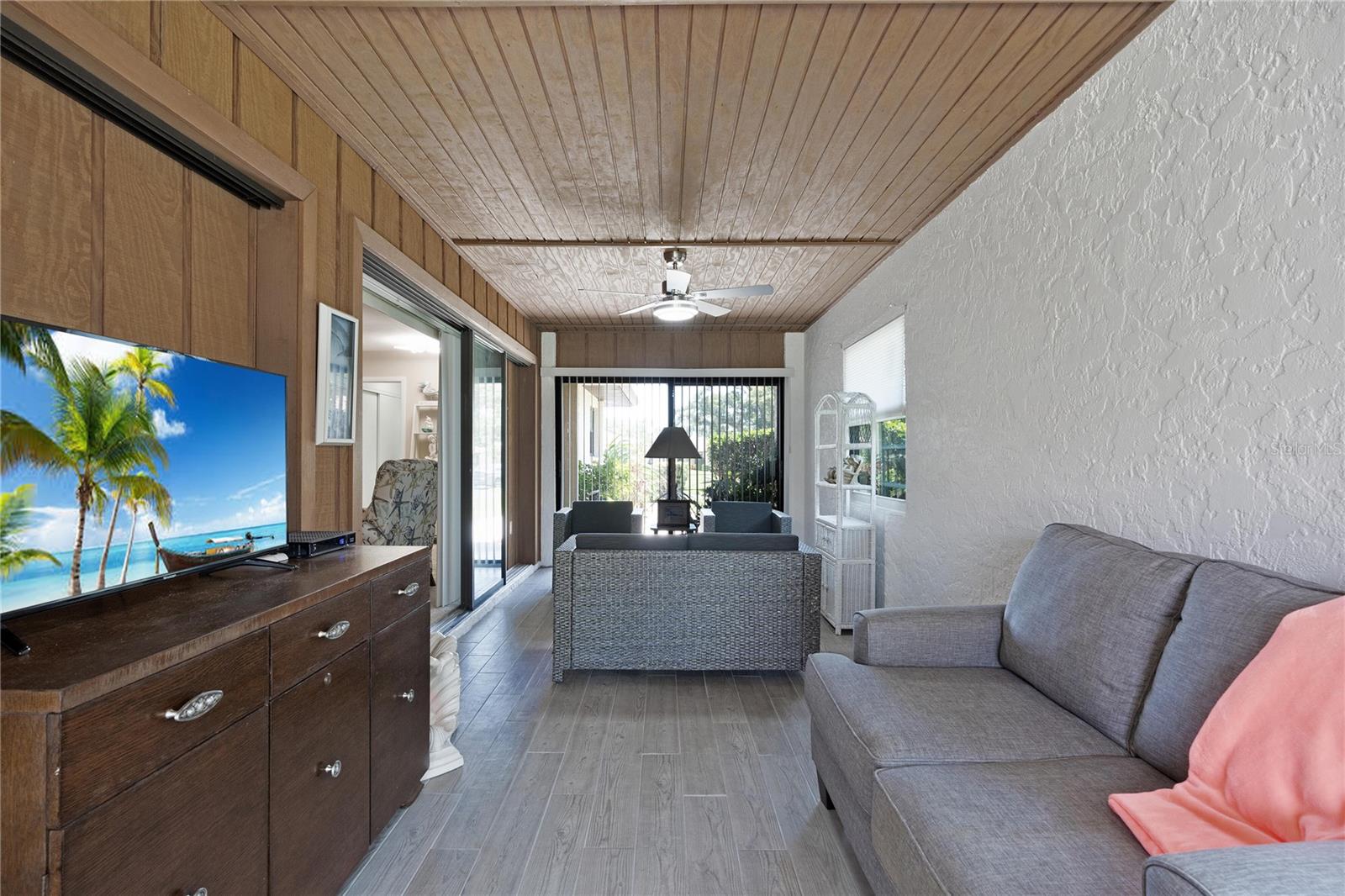 VIVIENDA AT BRADENTON II - Residential