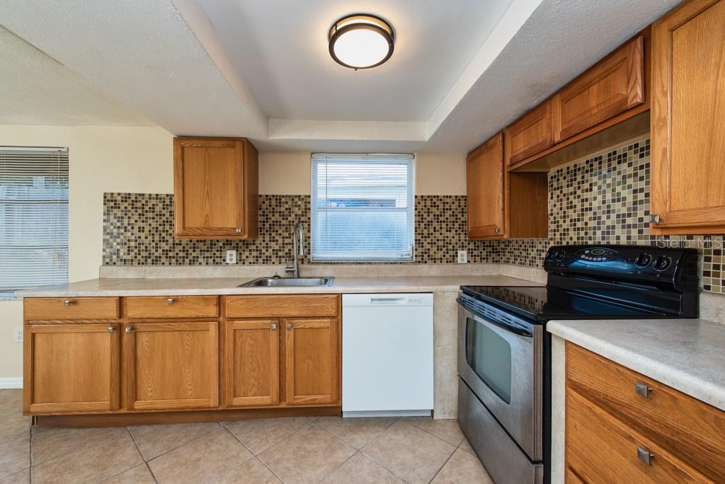 TANGLEWOOD TERRACE - Residential