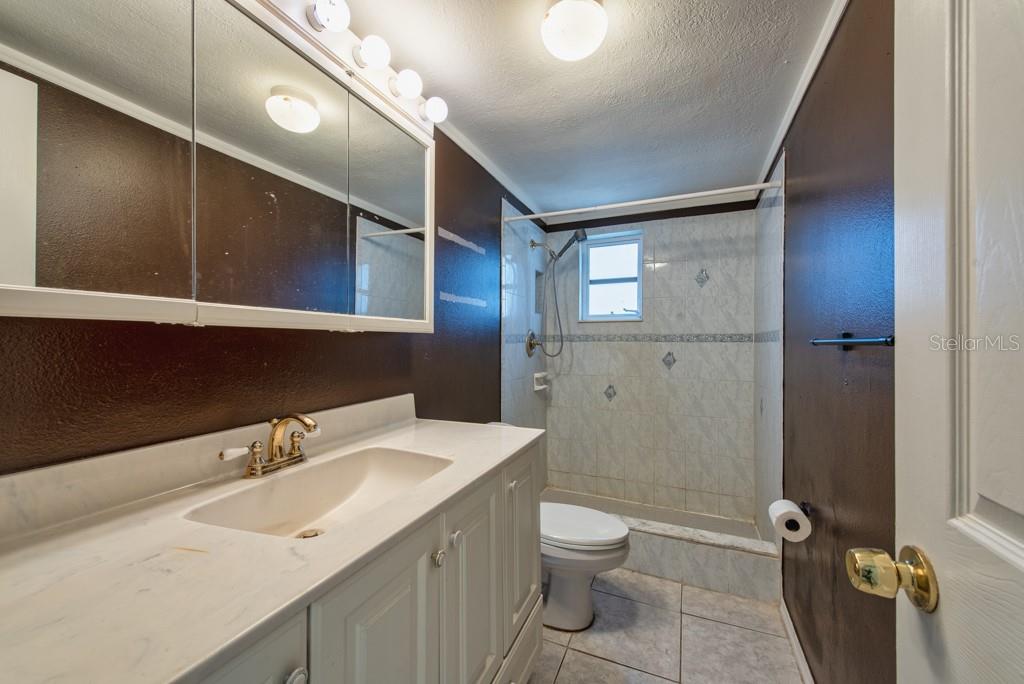 TANGLEWOOD TERRACE - Residential