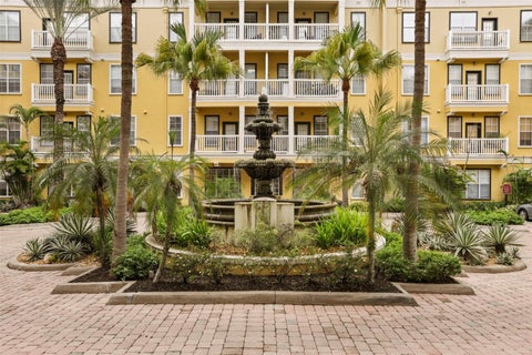 860 N Orange Avenue 323, Orlando, FL 32801