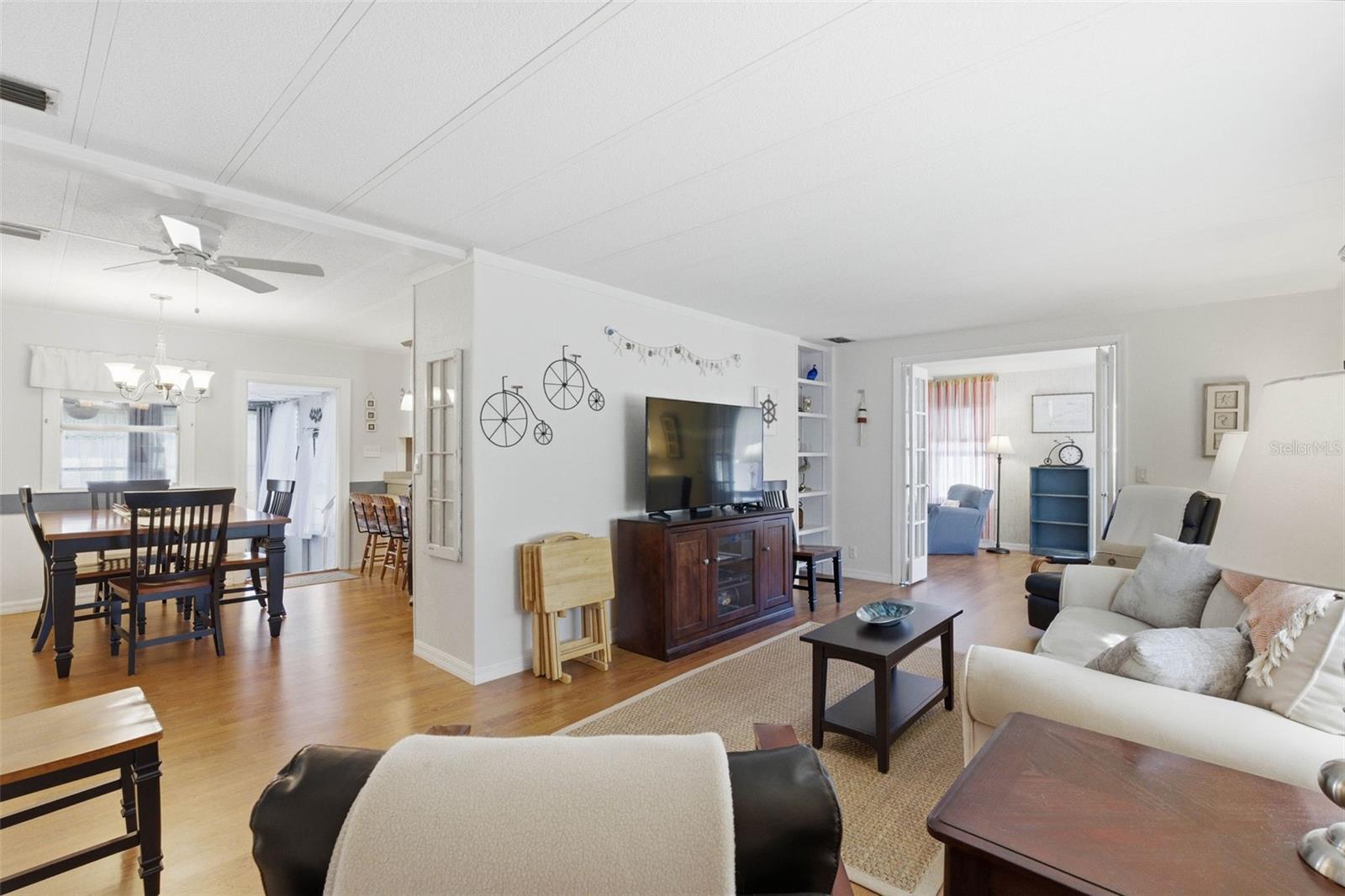 PALM HILL MOBILE HOME PARK UNREC - Residential