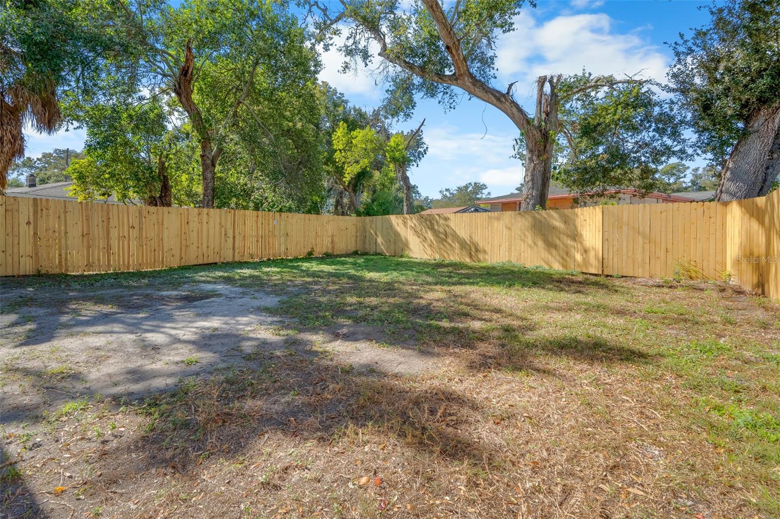 AVONDALE - Residential