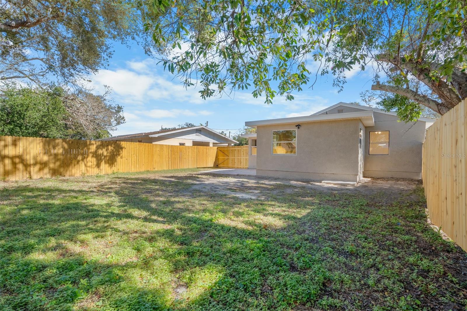 AVONDALE - Residential