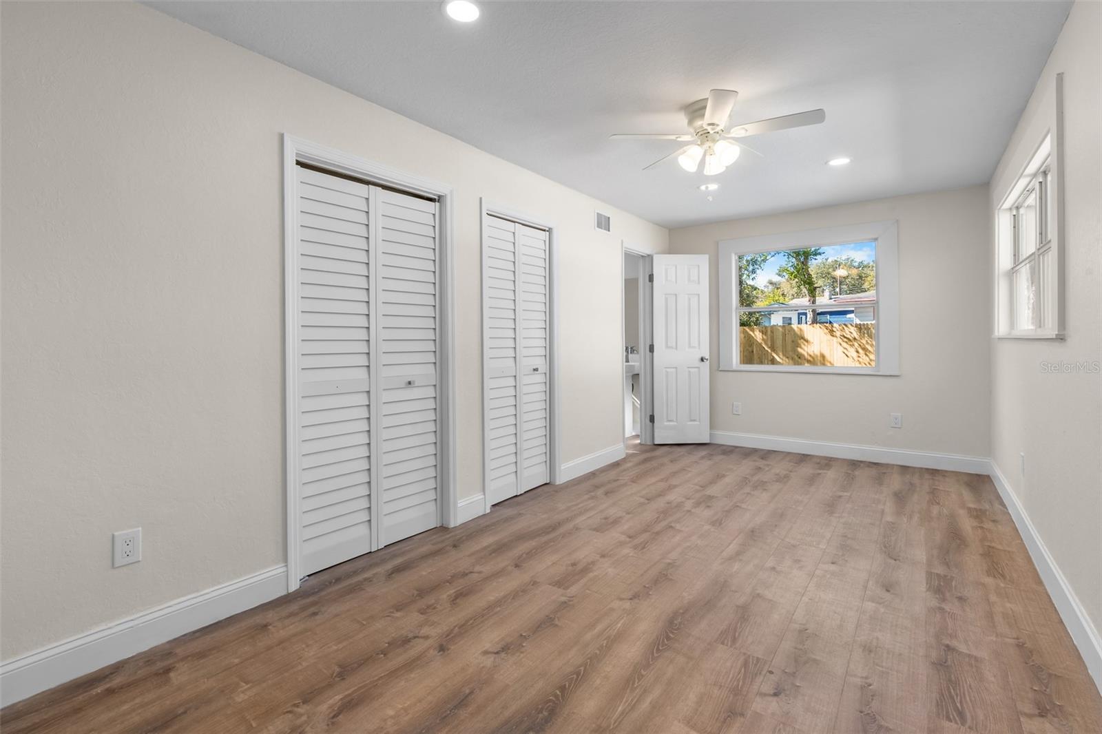 AVONDALE - Residential