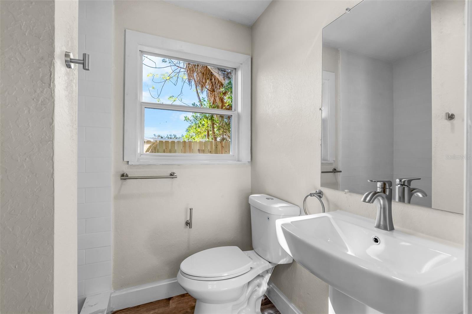 AVONDALE - Residential