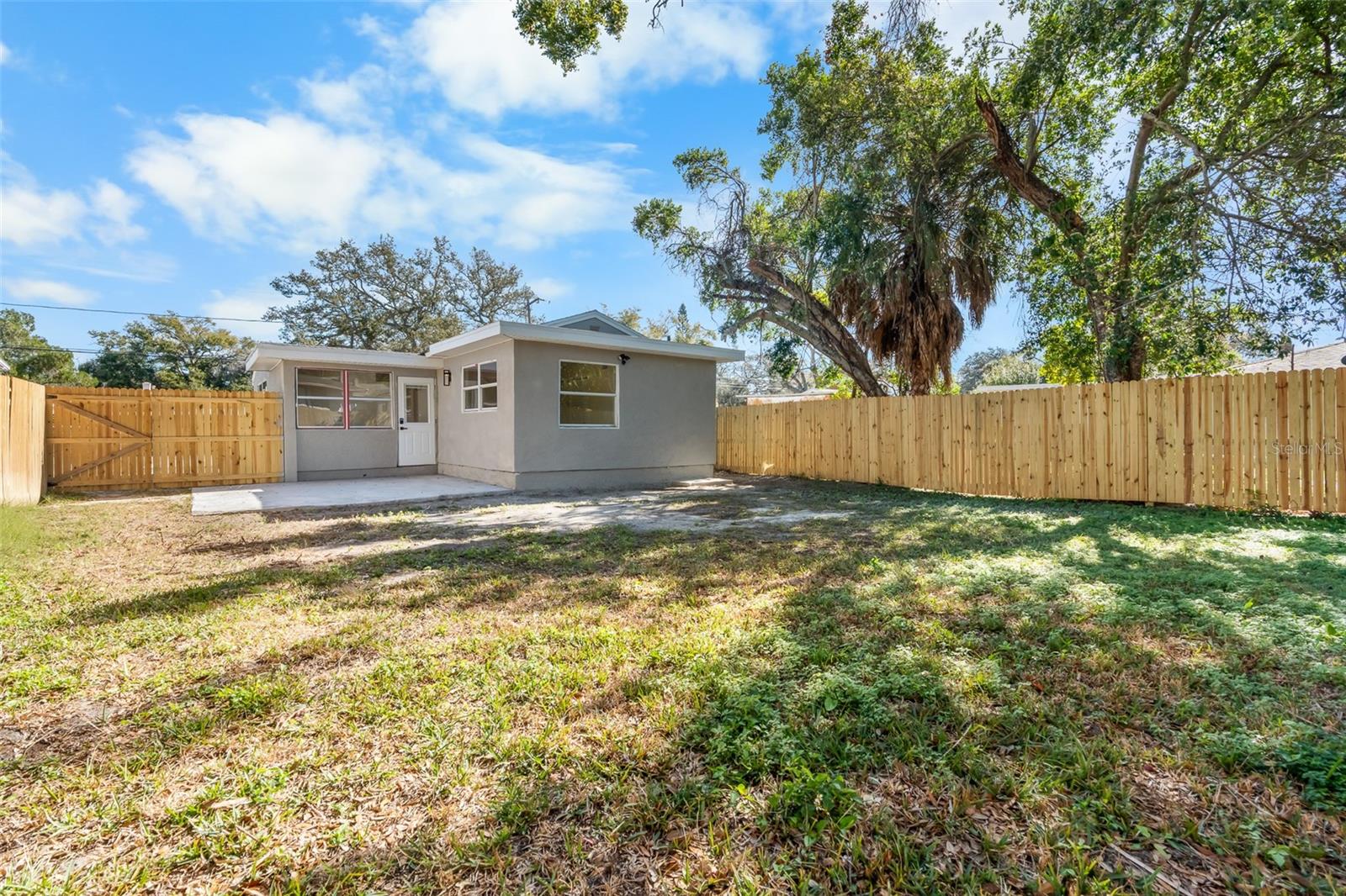 AVONDALE - Residential