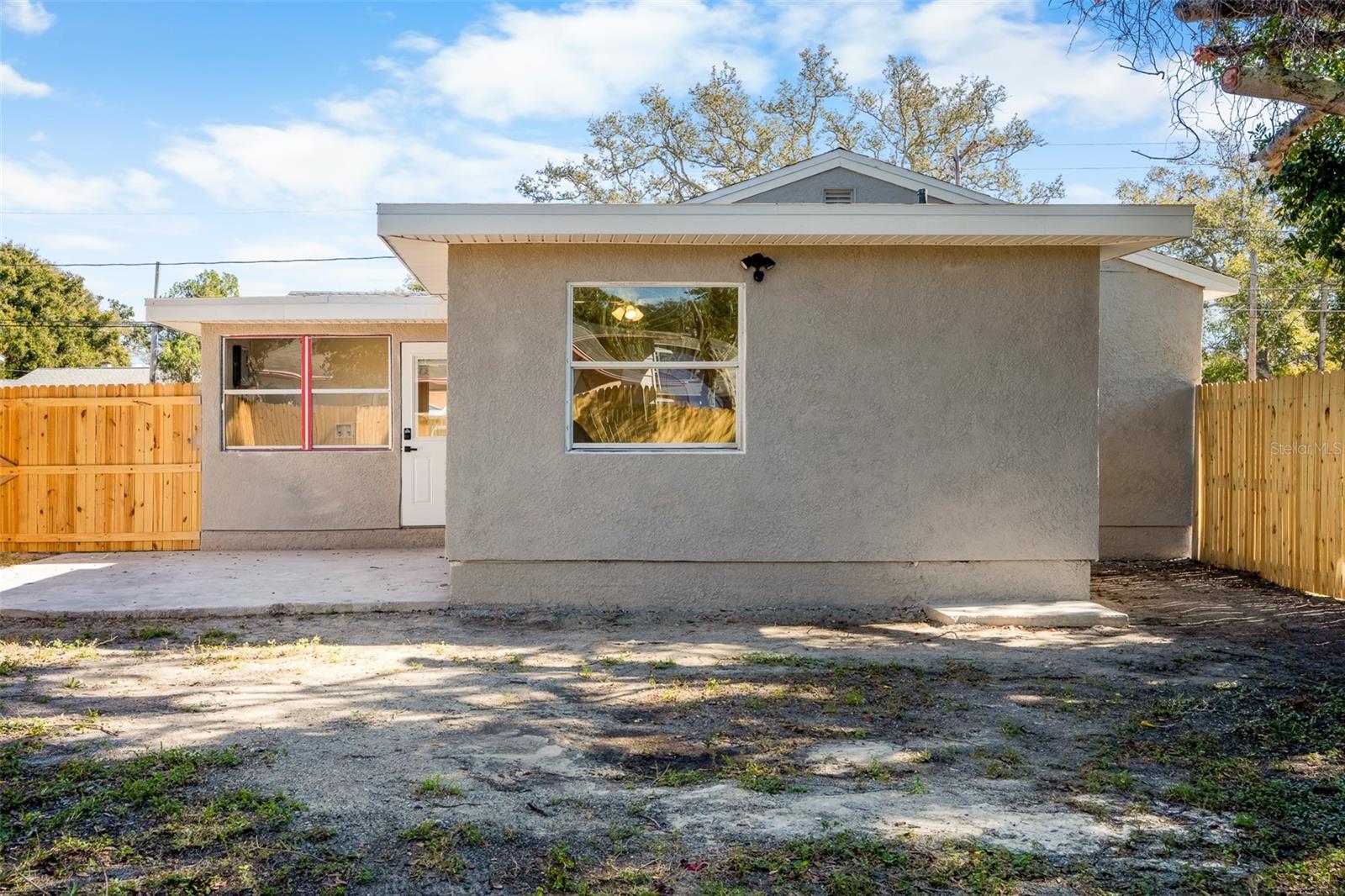 AVONDALE - Residential